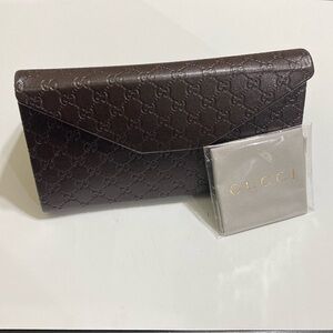 GUCCI Collapsible Sunglass Case (Large)